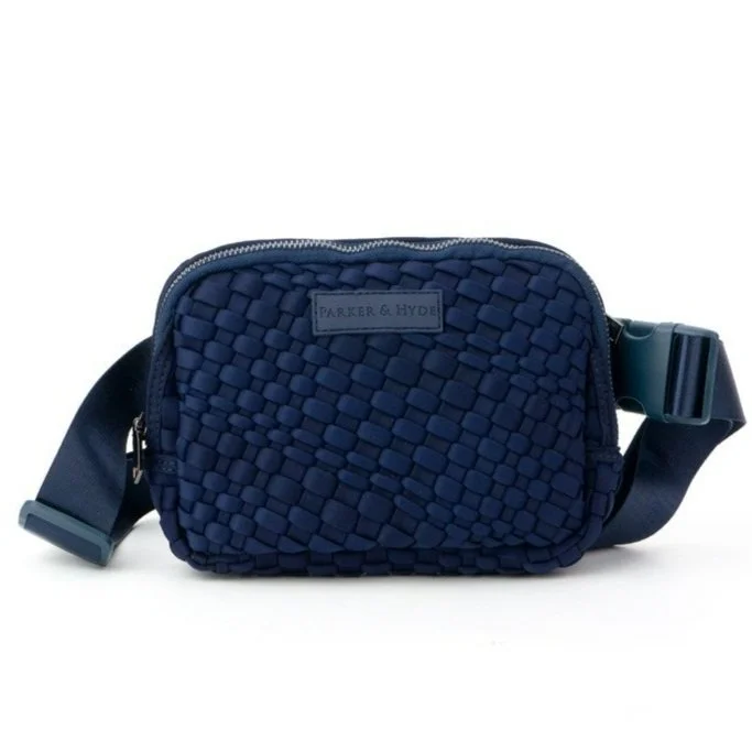 Hieta ■Becky bag/ Navy Woven Belt Bag in Navy — Parker & Hyde